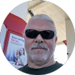 Profile photo of Lloyd Hunt