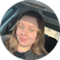 Profile photo of Ariel Riblett