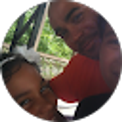 Profile photo of Elias Nieves