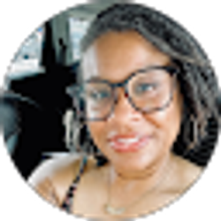 Profile photo of Danielle Jones