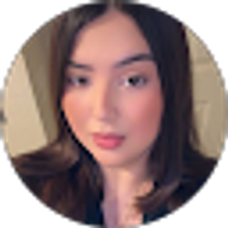 Profile photo of Mia D.