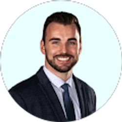 Profile photo of Cameron Lau