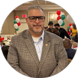 Profile photo of Manuel Cintron