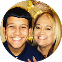 Profile photo of Rachel Almaraz