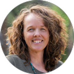 Profile photo of Jayne Toman