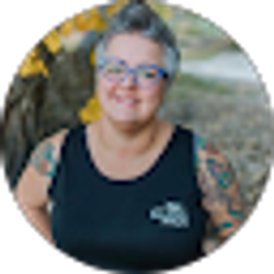 Profile photo of Theresa Van Riper