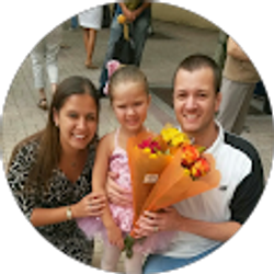 Profile photo of Carol Ribeiro