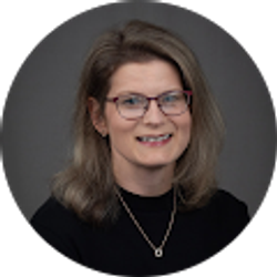 Profile photo of Holly Lansberry