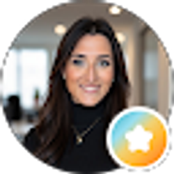 Profile photo of Cayleigh Aach