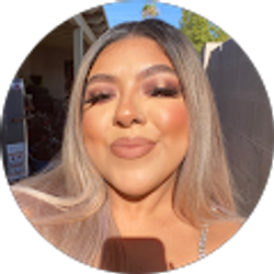 Profile photo of Vivian Mejia