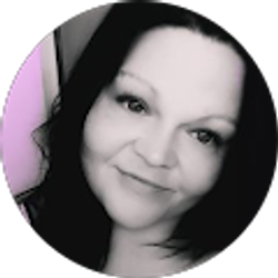 Profile photo of Leigha Hamilton