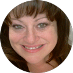 Profile photo of Crystal Beecher