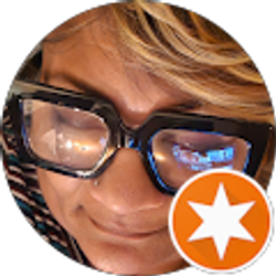 Profile photo of Neen Thomas