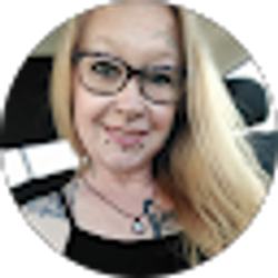 Profile photo of Dani Peters (DaniChae)