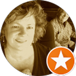 Profile photo of Laurie Parks