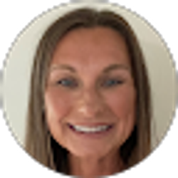 Profile photo of Lindsay Rock