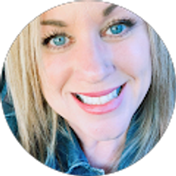 Profile photo of Christine Kakalecik