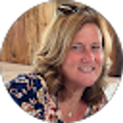 Profile photo of Mary Sabitus
