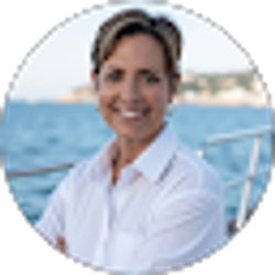 Profile photo of Dawn Paradise