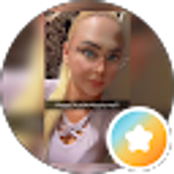 Profile photo of Lorena Albarado