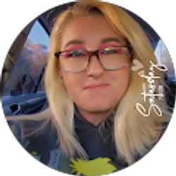 Profile photo of Kayla Stakes