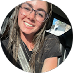 Profile photo of Rachel Mignogna