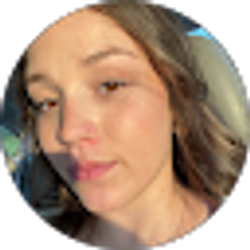 Profile photo of Jenna Hill