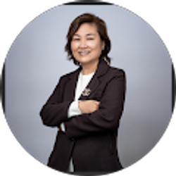 Profile photo of Gina Chin