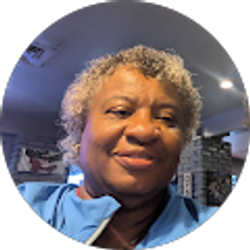 Profile photo of Donna Hunt