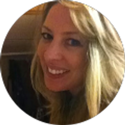 Profile photo of Laurie Gray