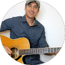 Profile photo of Learn Guitar Favorites