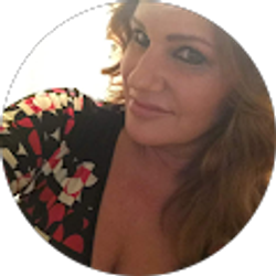 Profile photo of Vicky Dege