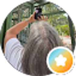 Profile photo of Kim Carson