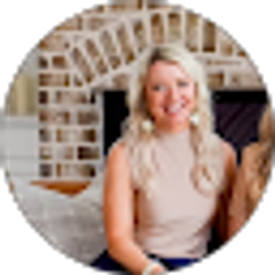 Profile photo of Jeanie