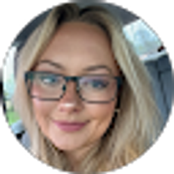 Profile photo of Elizabeth Yeager