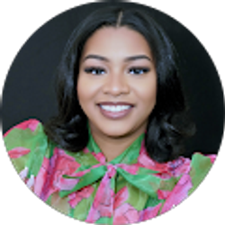 Profile photo of Lauren Jenkins