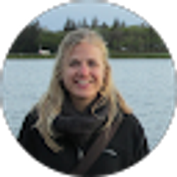 Profile photo of Lauren Vanderlinden