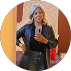 Profile photo of Iris Villarreal