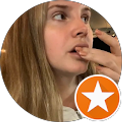 Profile photo of erin r