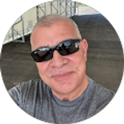Profile photo of Roberto Ortiz