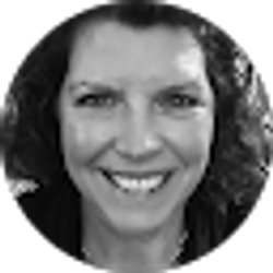 Profile photo of Leslie Myles