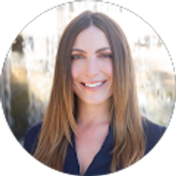 Profile photo of Stephanie Passaro