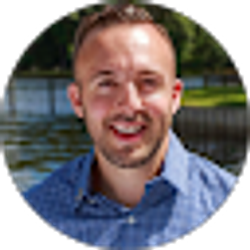 Profile photo of Wesley Owen