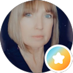 Profile photo of Carolyn Reinert