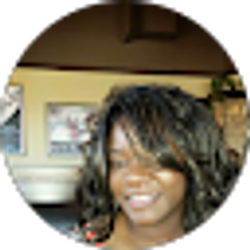 Profile photo of Lia Watson