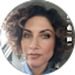 Profile photo of Marisa Warren