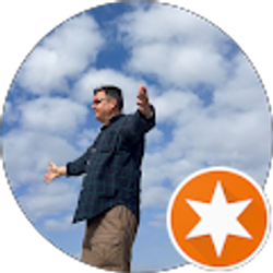 Profile photo of Peter Hoy