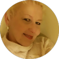 Profile photo of Pamela Hulsman