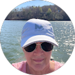 Profile photo of Sandy Love