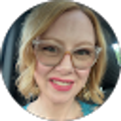 Profile photo of Julie Kubanek